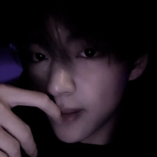 Эмодзи kim taehyung