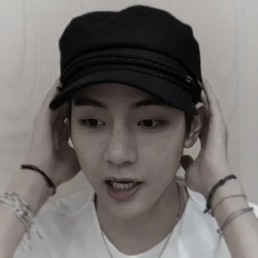 Эмодзи Ким Тэ Хен