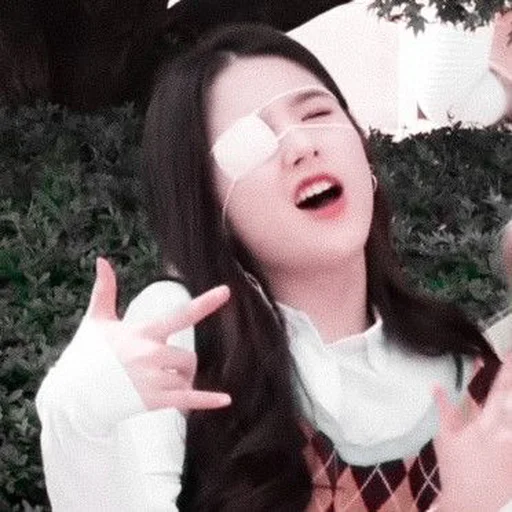 Эмодзи HEEJIN