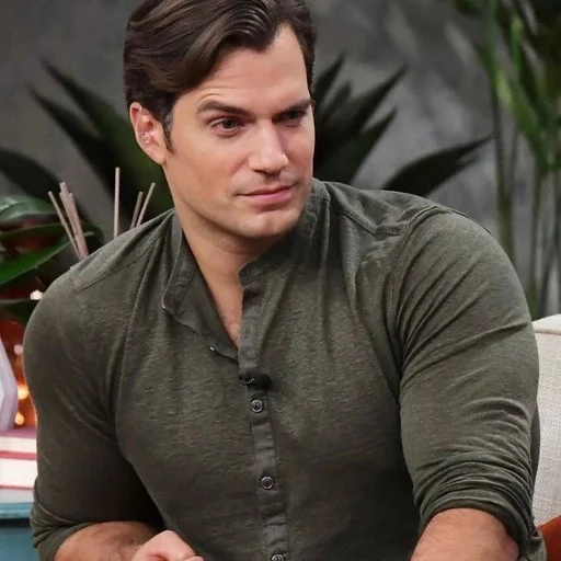 Эмодзи Генри Кавилл