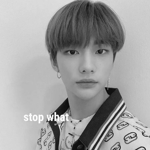 Эмодзи hyunjin
