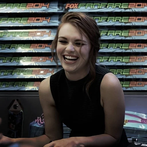 Эмодзи Holland Roden