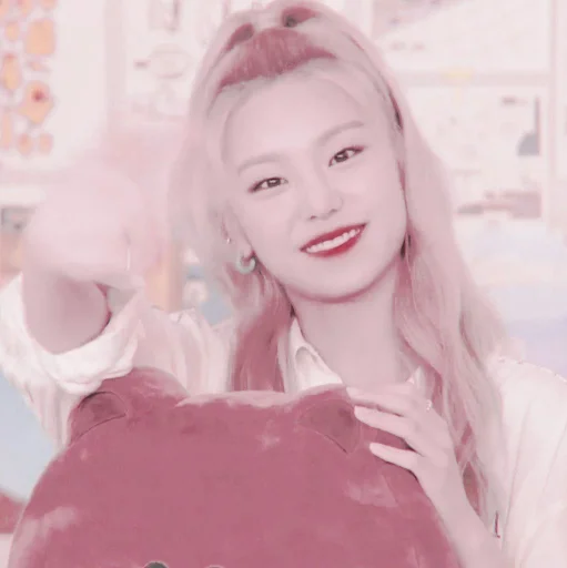 Эмодзи hwang yeji