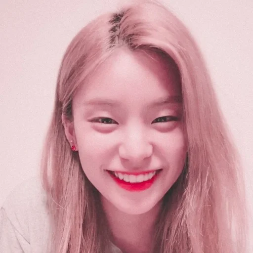 Эмодзи hwang yeji