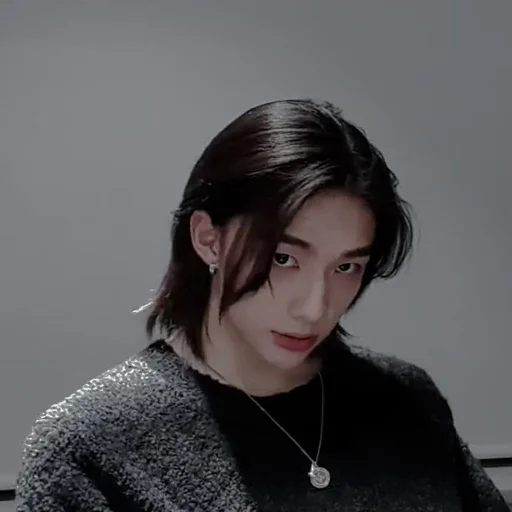Эмодзи hyunjin