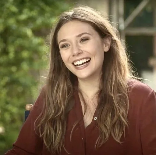 Эмодзи Elizabeth Olsen