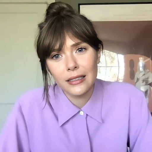 Эмодзи Elizabeth Olsen