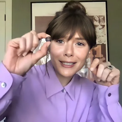 Эмодзи Elizabeth Olsen