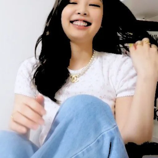 Эмодзи Jennie Blackpink