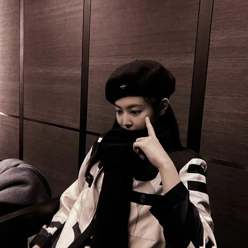 Эмодзи Jennie Blackpink