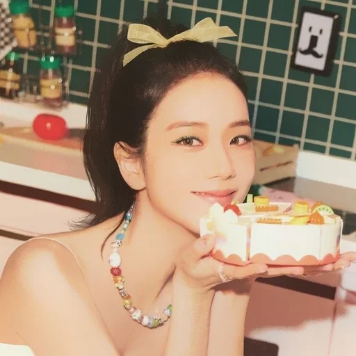 Эмодзи jisoo kim