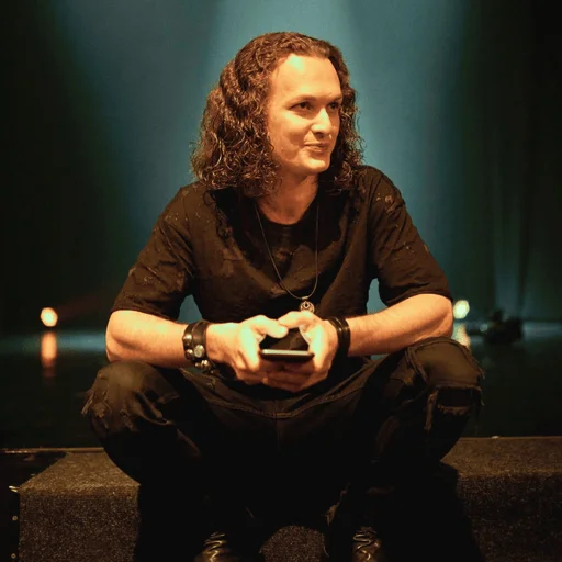 Эмодзи Евгений Егоров | JuiceRus