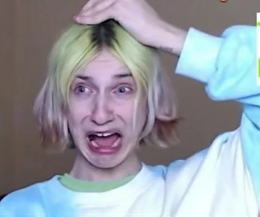 Эмодзи Даша Корейка