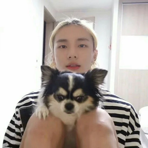 Эмодзи HYUNJIN