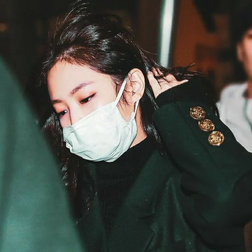 Эмодзи kim jennie dark