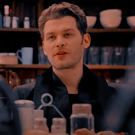 Эмодзи Klaus Mikaelson