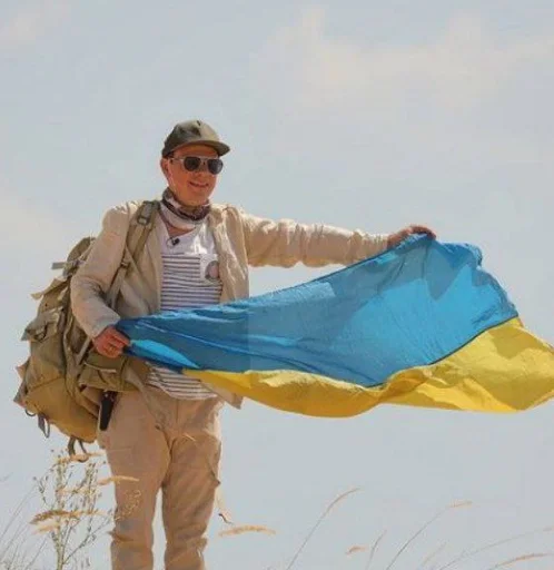 Эмодзи дмитрий комаров