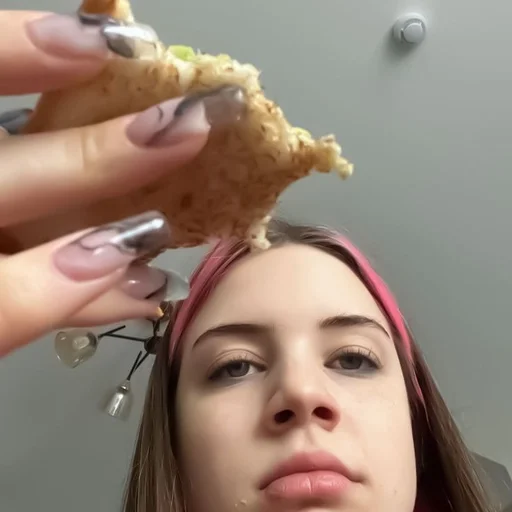 Эмодзи akulich