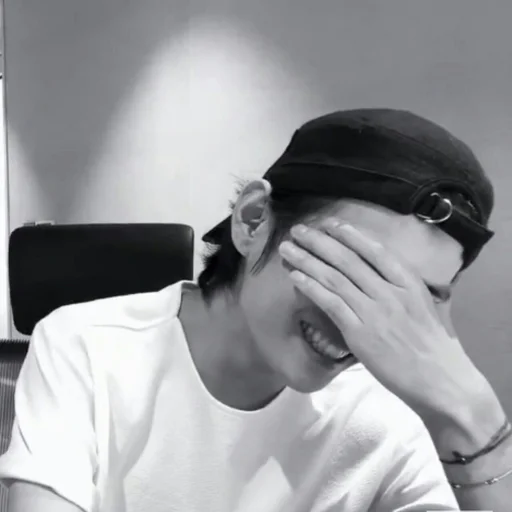 Эмодзи bts kim taehyung