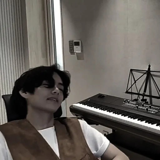 Эмодзи TAEHYUNG