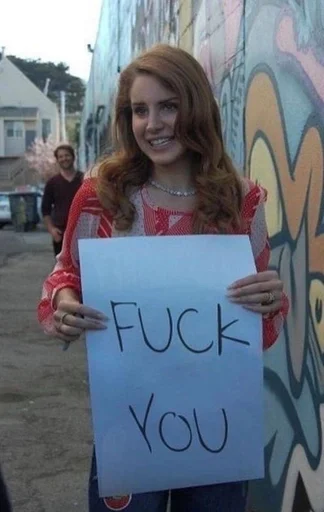 Эмодзи queen lana del rey