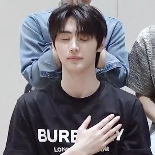 Эмодзи Up10tion