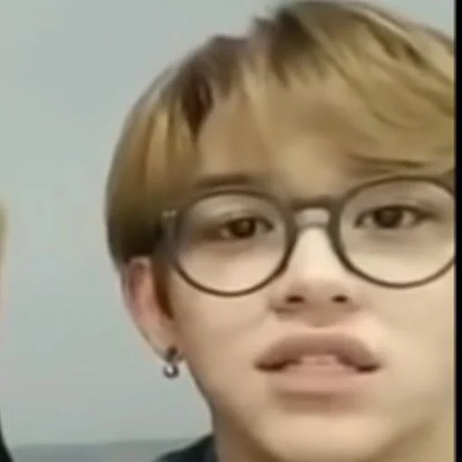 Эмодзи lucas 3