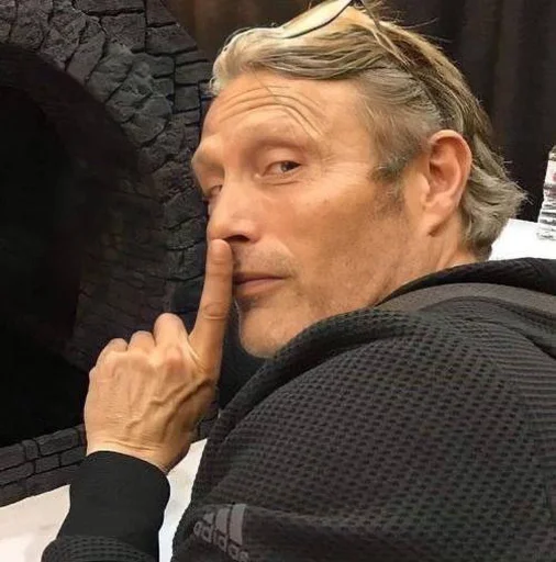 Эмодзи beloved mads