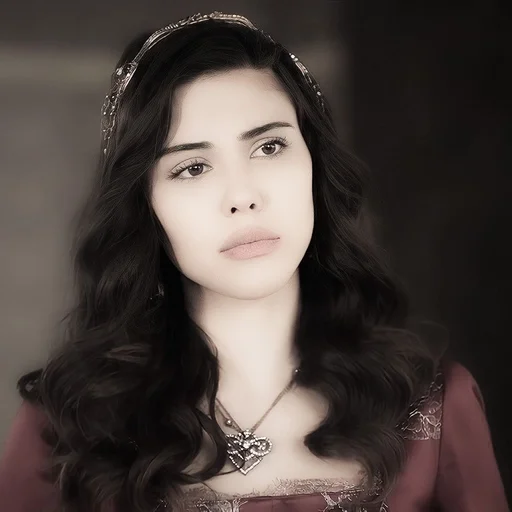 Эмодзи Mahfiruz Hatice Sultan