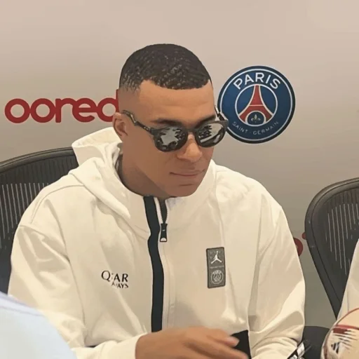 Эмодзи Kylian Mbappe