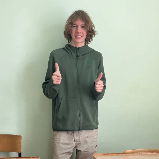 Эмодзи медведь наш батя