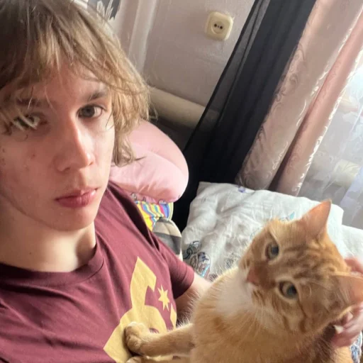 Эмодзи медведь наш батя