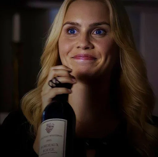 Эмодзи Rebekah Mikaelson