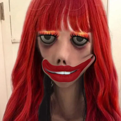 Эмодзи момо