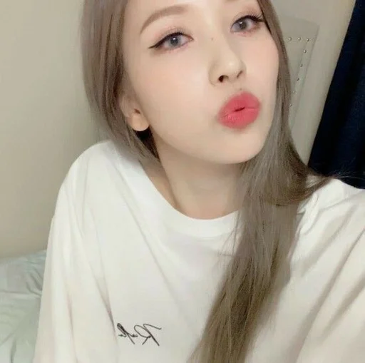 Эмодзи myoui mina