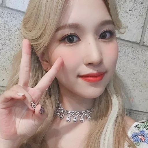 Эмодзи myoui mina