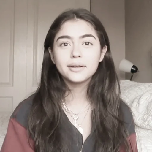 Эмодзи Madison Beer