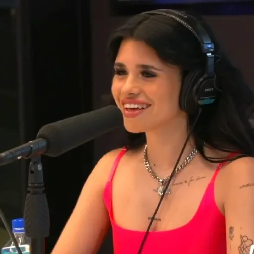 Эмодзи ▪︎Несса от флексид▪︎