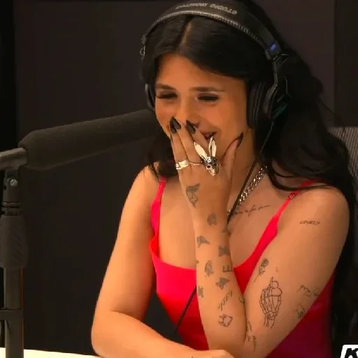 Эмодзи ▪︎Несса от флексид▪︎