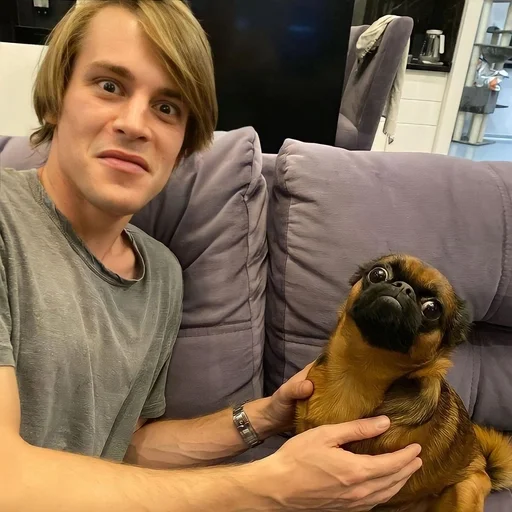 Эмодзи Иван янковский