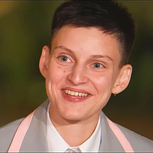 Эмодзи пацанки