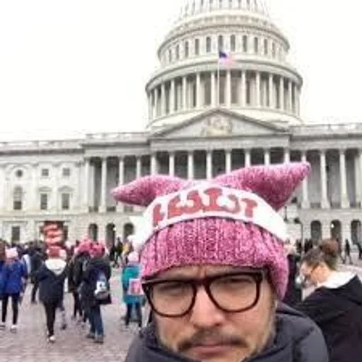 Эмодзи Pedro Paskal