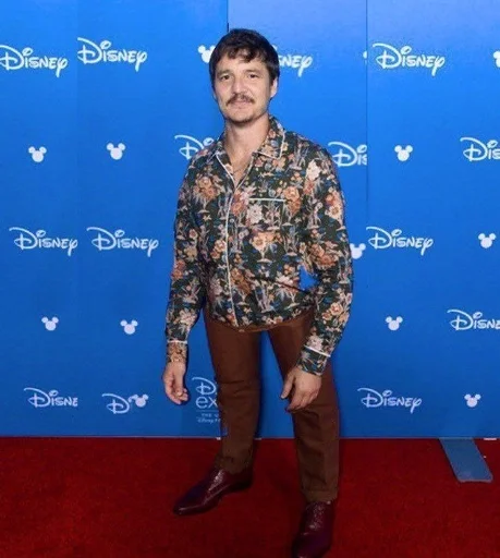 Эмодзи Pedro Paskal