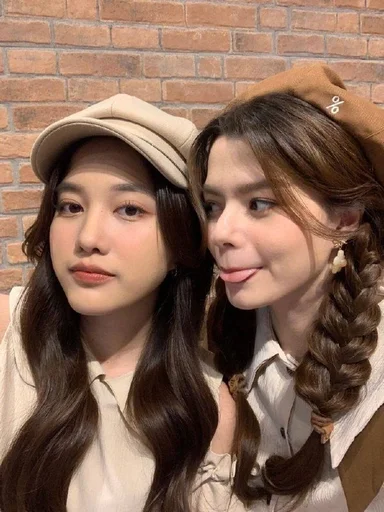 Эмодзи Pink Theory