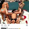Эмодзи Писькой по губам