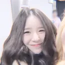Эмодзи korean girl