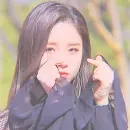Эмодзи korean girl