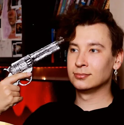 Эмодзи Anthony Uly