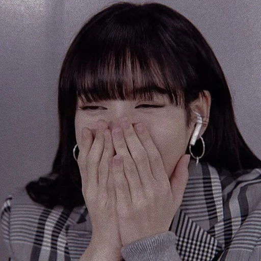 Эмодзи lisa blackpink