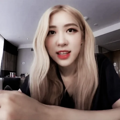 Эмодзи rose blackpink